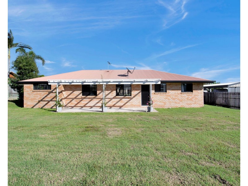 16 Collins Court, Eimeo QLD 4740