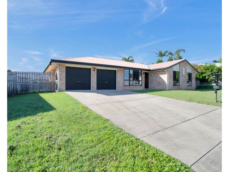 16 Collins Court, Eimeo QLD 4740