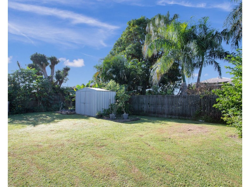 1 Douglas Street, West Mackay QLD 4740