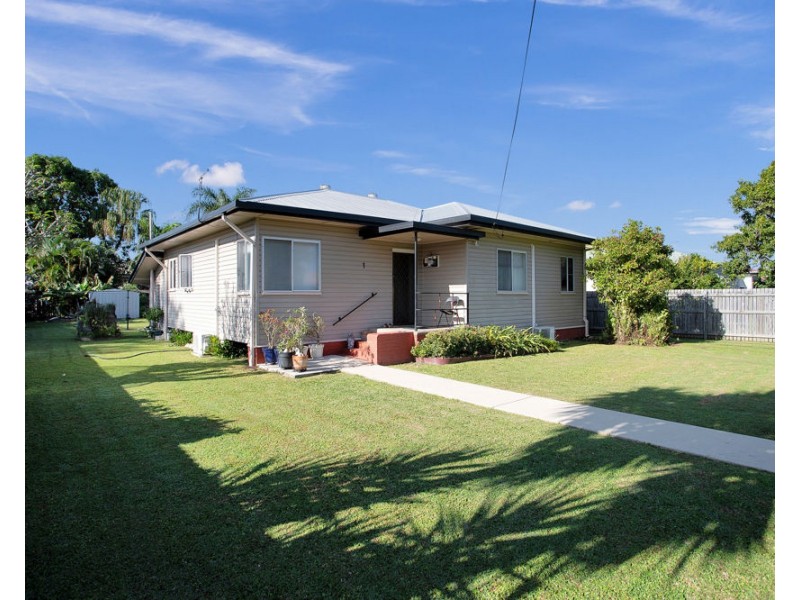 1 Douglas Street, West Mackay QLD 4740