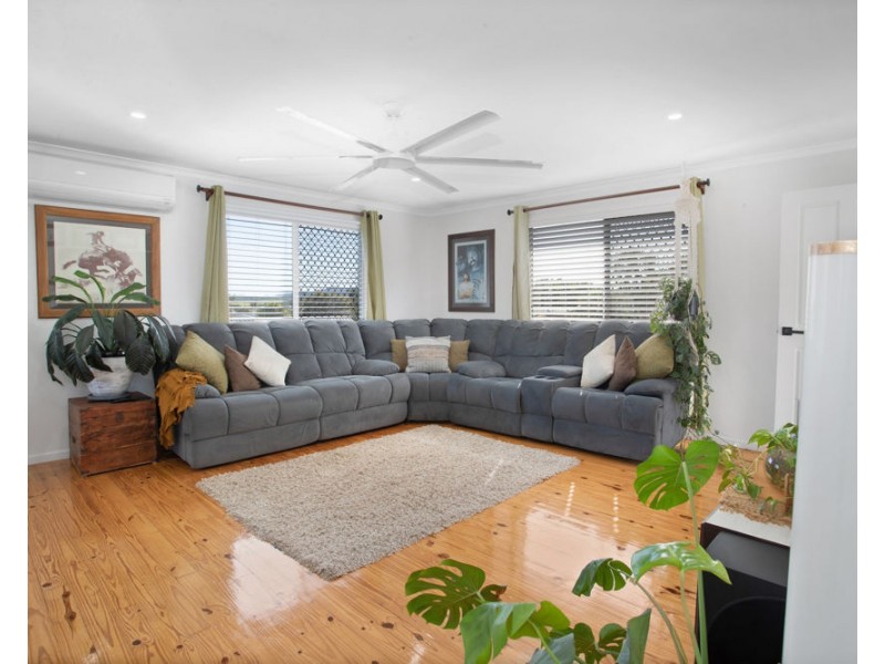 6 Karri Court, Beaconsfield QLD 4740