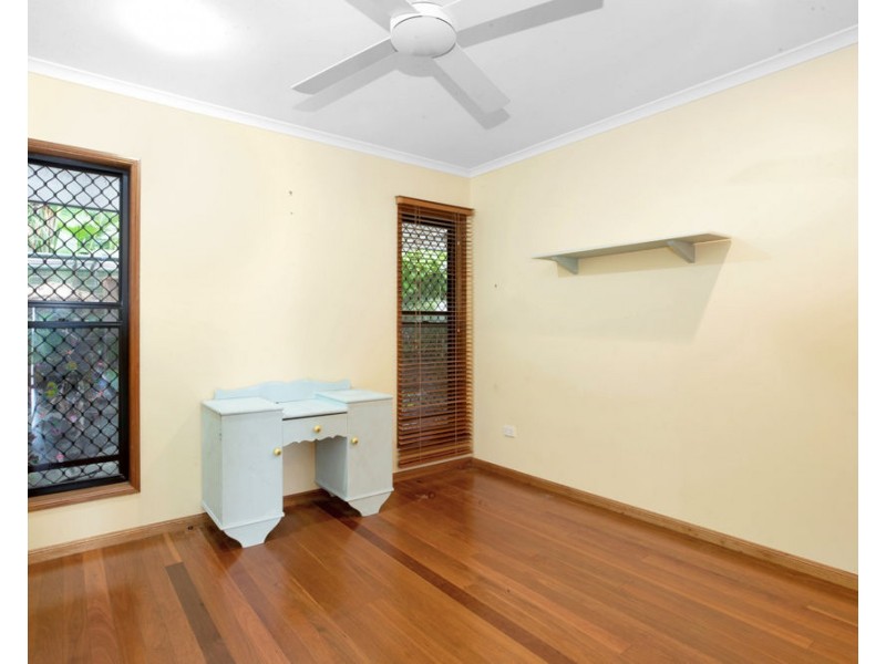 7 Whinners Court, Eimeo QLD 4740