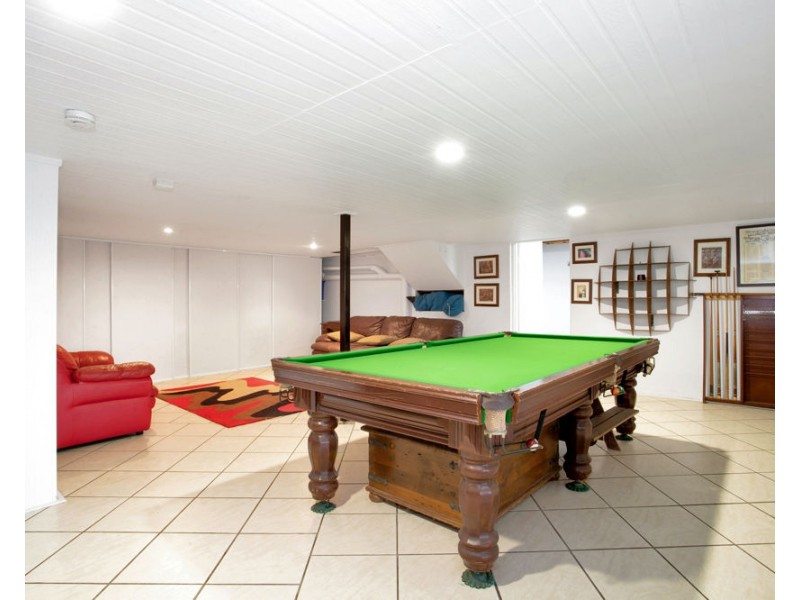 7 Whinners Court, Eimeo QLD 4740