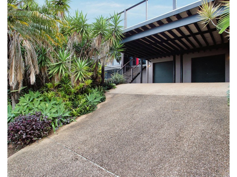 7 Whinners Court, Eimeo QLD 4740