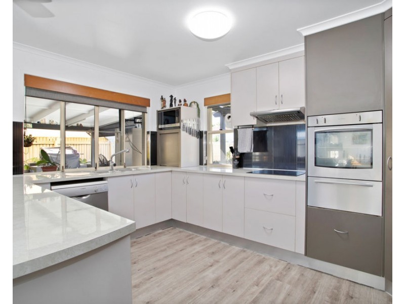 18 Murrays Road, Mount Pleasant QLD 4740