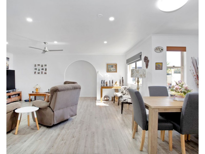 18 Murrays Road, Mount Pleasant QLD 4740