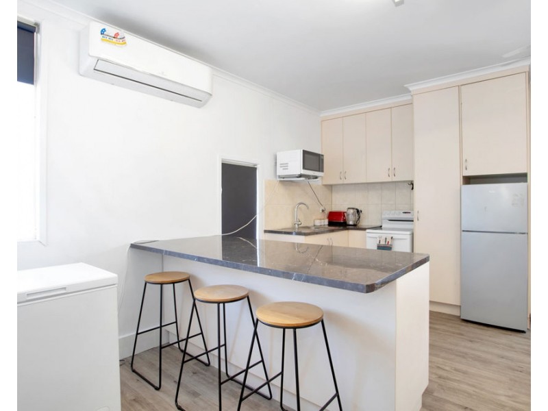 18 Murrays Road, Mount Pleasant QLD 4740