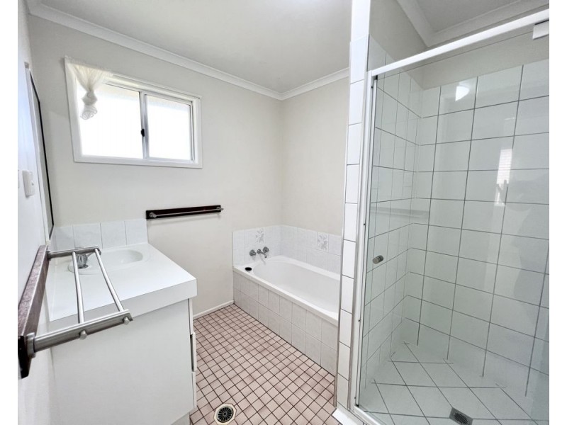 16 Davlyn Drive, Andergrove QLD 4740