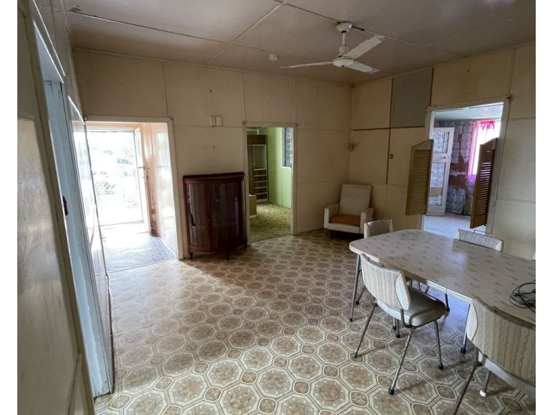 31 Canberra Street, North Mackay QLD 4740