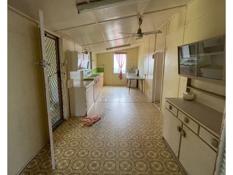 31 Canberra Street, North Mackay QLD 4740