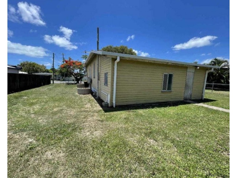 31 Canberra Street, North Mackay QLD 4740