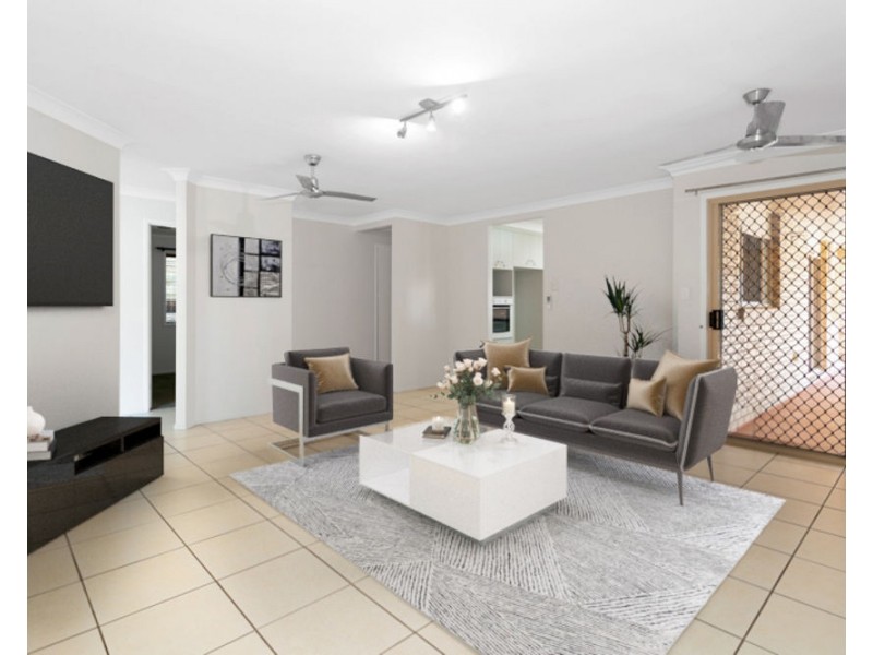 6 Ronnie Court, Rural View QLD 4740