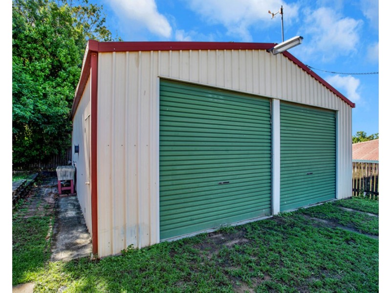 6 Ronnie Court, Rural View QLD 4740