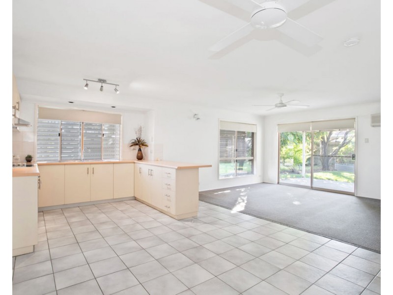 2 Karri Court, Beaconsfield QLD 4740