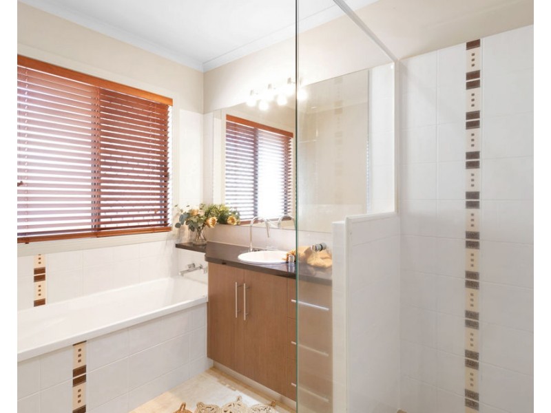 3 Foundation Street, Glenella QLD 4740