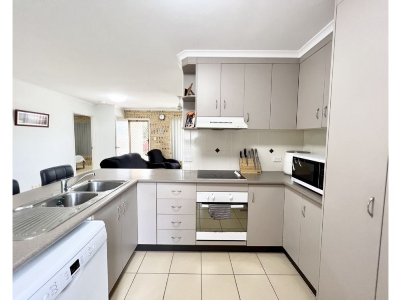 3/9 Maud Street, Mirani QLD 4754