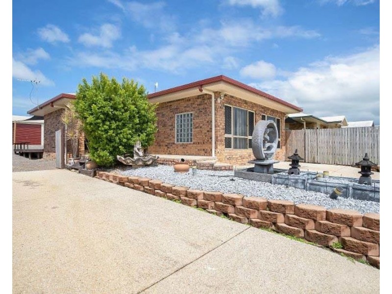 21 Kristy Crescent, Eimeo QLD 4740