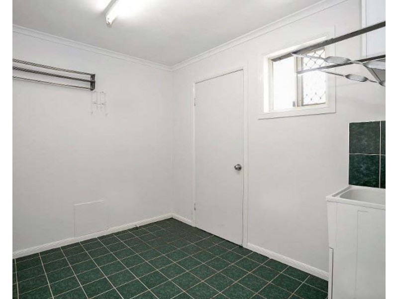 21 Kristy Crescent, Eimeo QLD 4740
