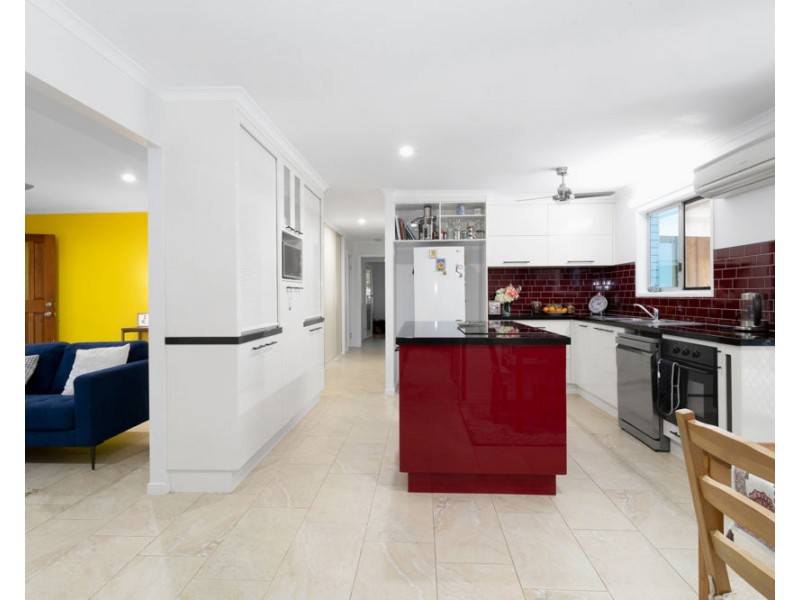 16 Cheribon Avenue, Mount Pleasant QLD 4740