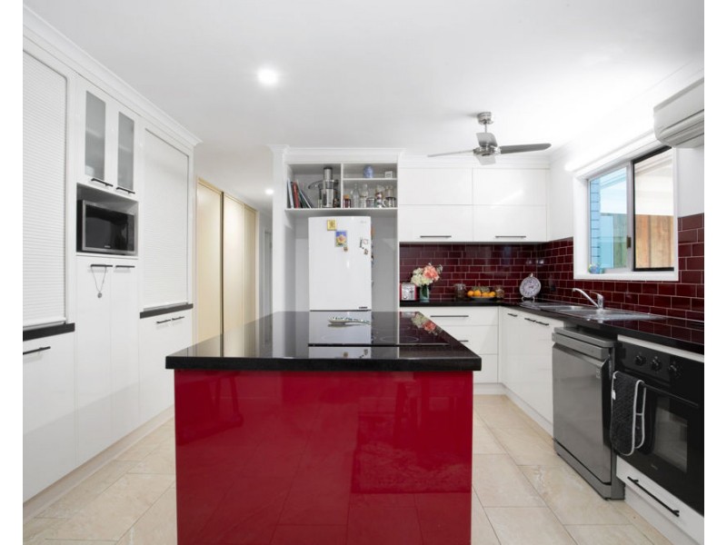 16 Cheribon Avenue, Mount Pleasant QLD 4740