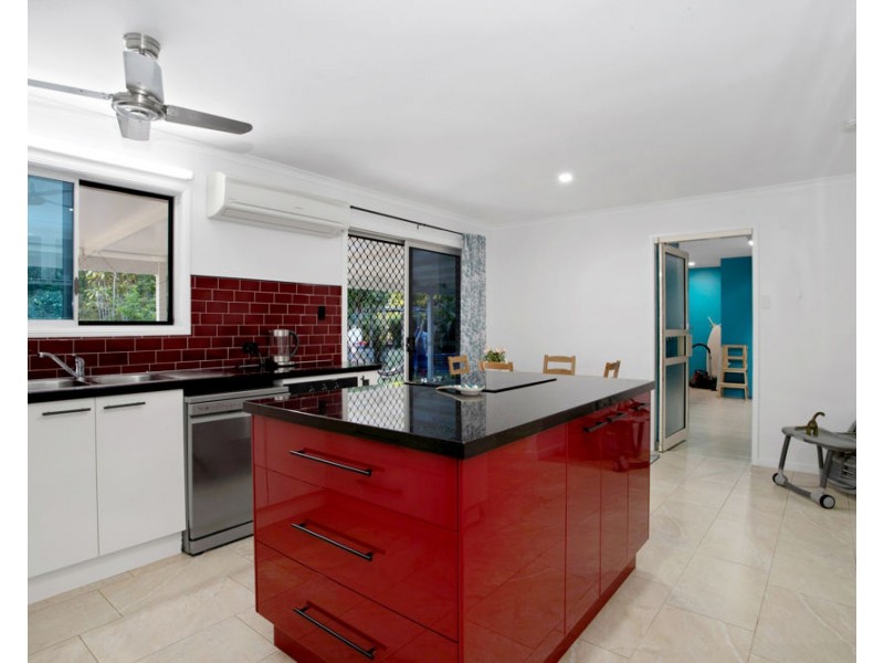 16 Cheribon Avenue, Mount Pleasant QLD 4740