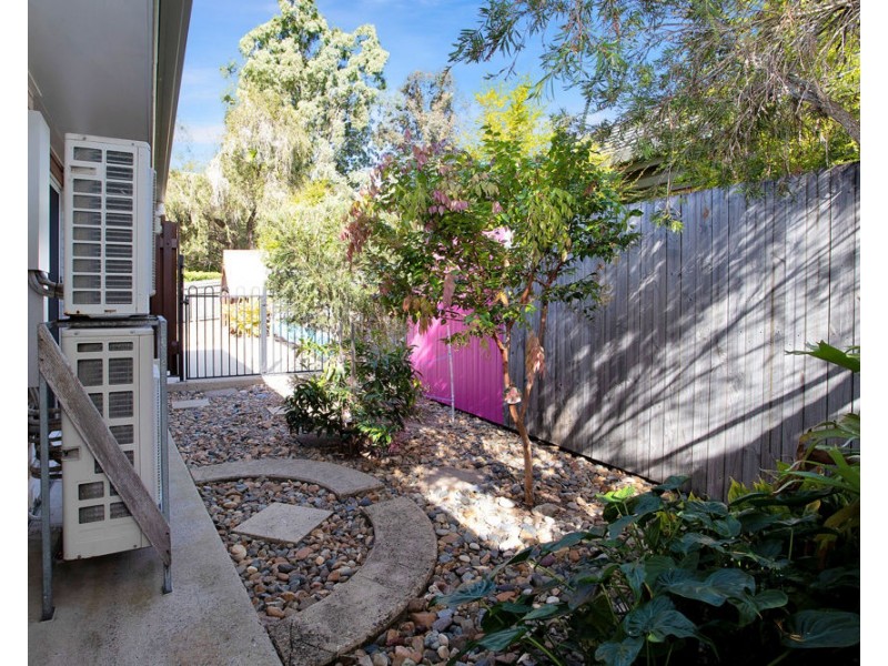 16 Cheribon Avenue, Mount Pleasant QLD 4740