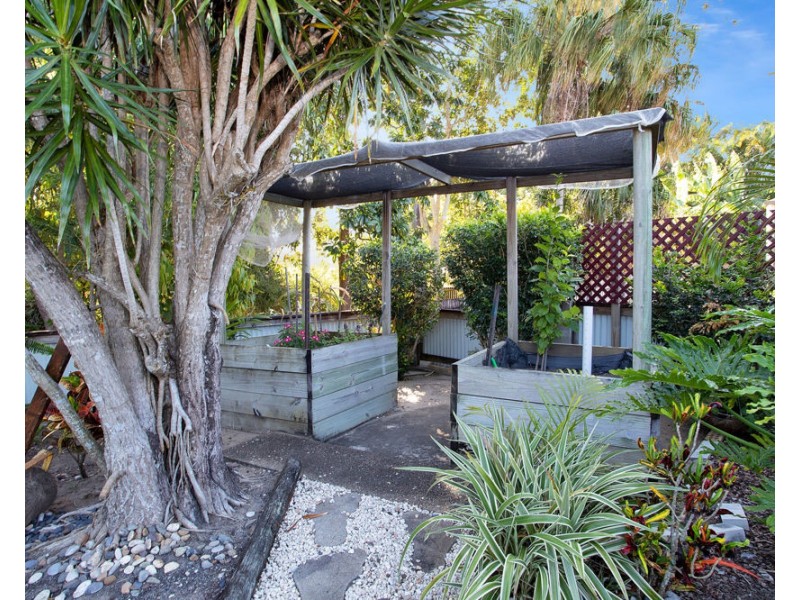 16 Cheribon Avenue, Mount Pleasant QLD 4740