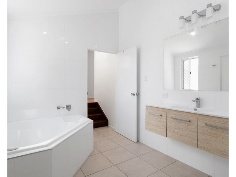 30 Bannister Street, South Mackay QLD 4740