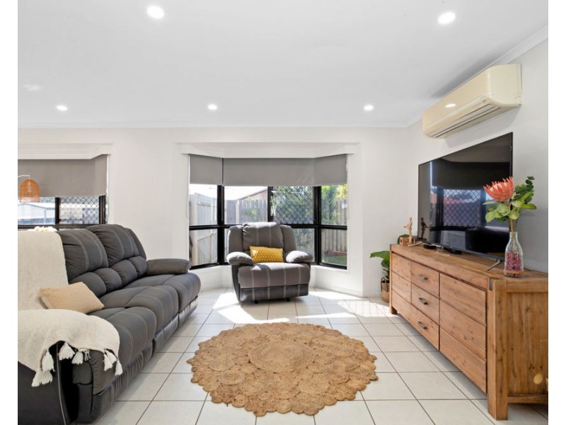 12 Collins Court, Eimeo QLD 4740