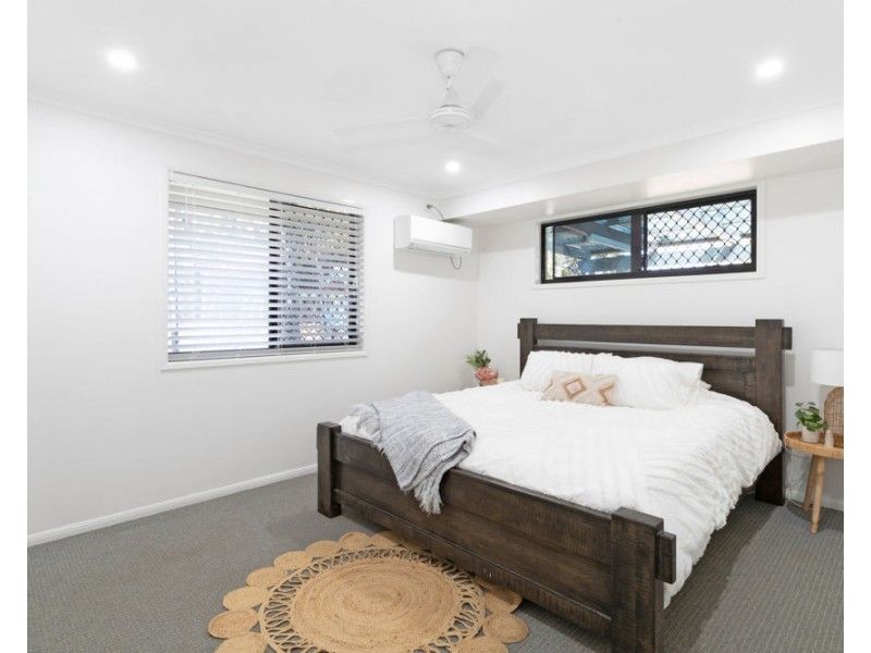 12 Collins Court, Eimeo QLD 4740