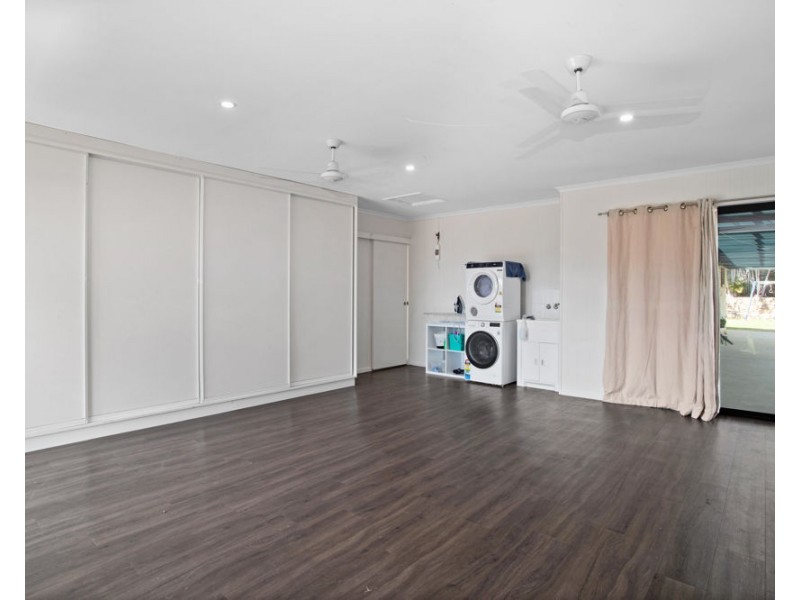 12 Collins Court, Eimeo QLD 4740