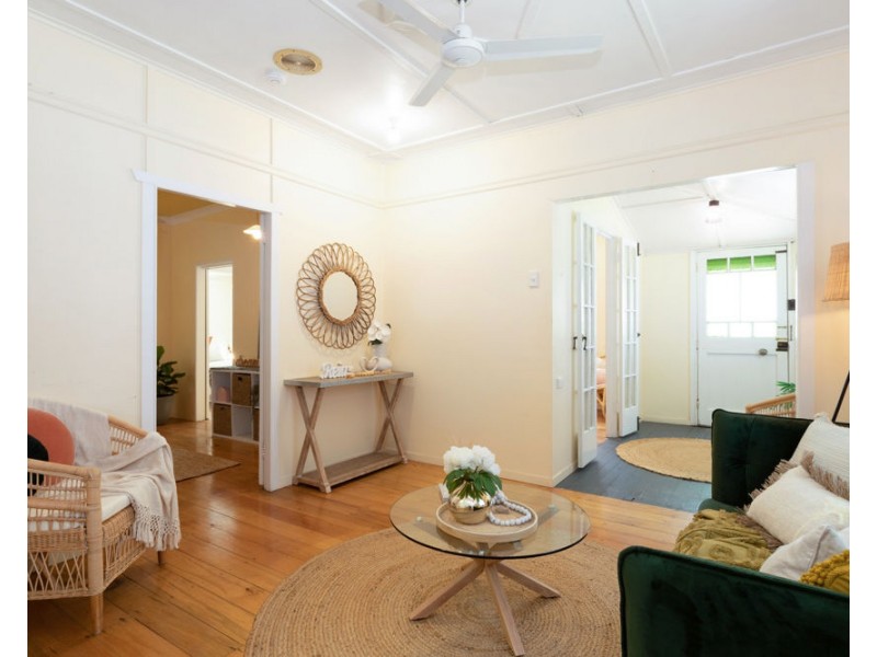 27 Canberra Street, North Mackay QLD 4740
