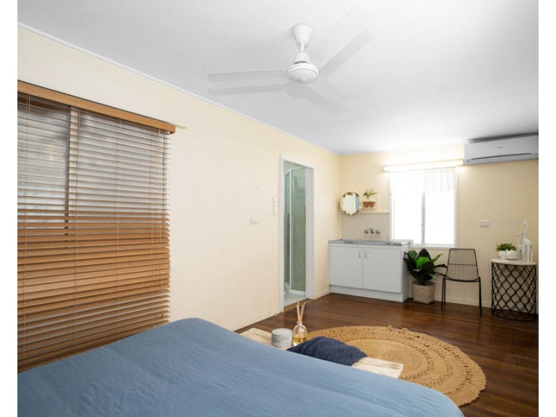 27 Canberra Street, North Mackay QLD 4740