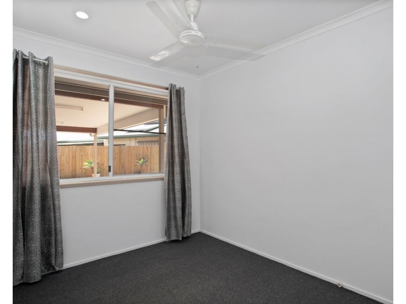 8 Azalea Court, Beaconsfield QLD 4740