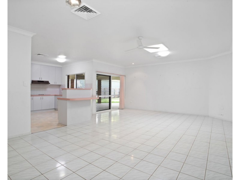 44 Crowley Drive, West Mackay QLD 4740