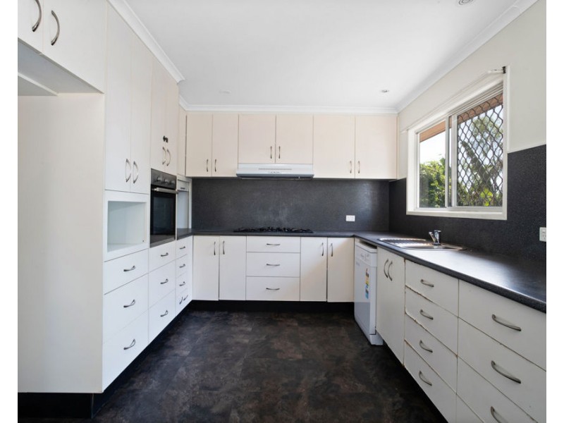 22 Emu Street, Slade Point QLD 4740