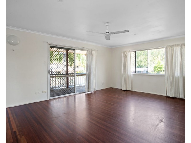 22 Emu Street, Slade Point QLD 4740