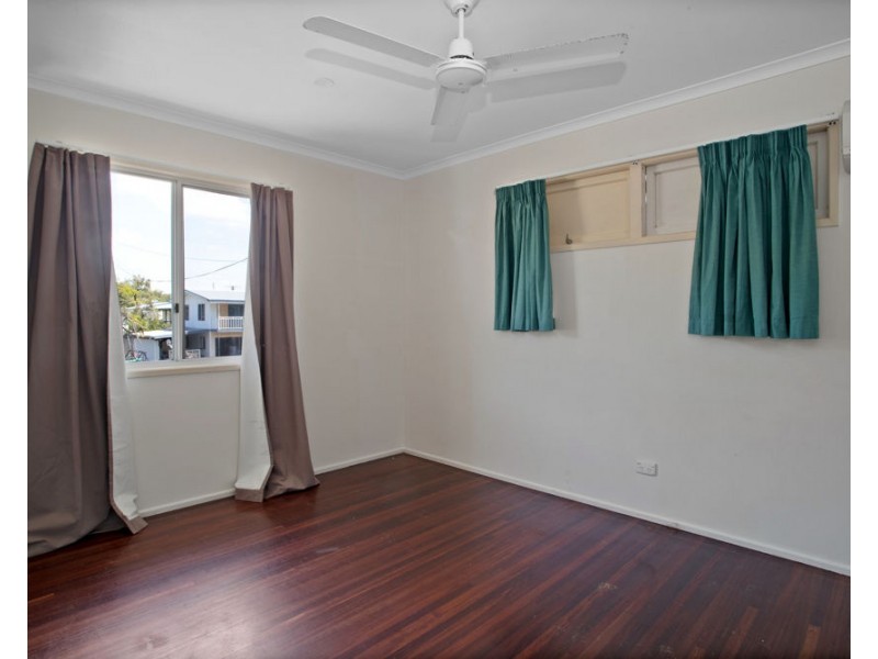 22 Emu Street, Slade Point QLD 4740