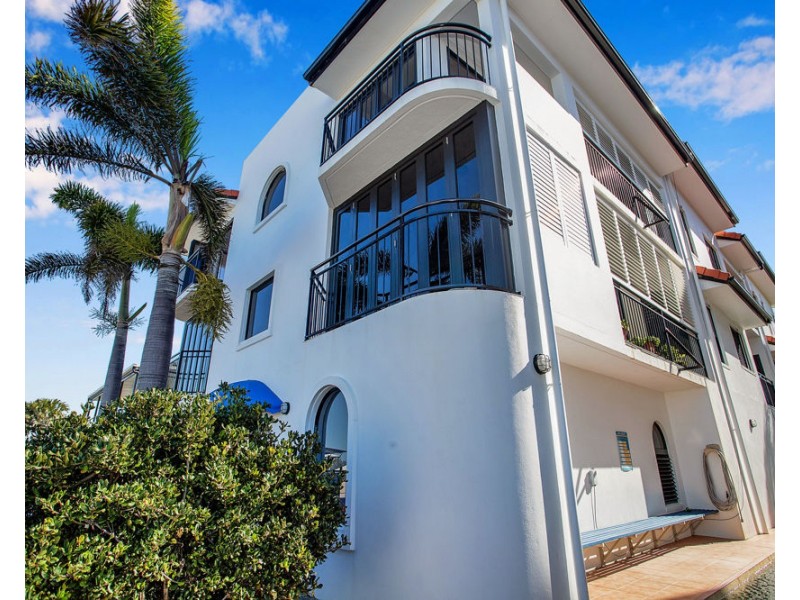 3/21 Marina Beach Parade, Mackay Harbour QLD 4740