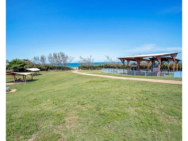 3/21 Marina Beach Parade, Mackay Harbour QLD 4740