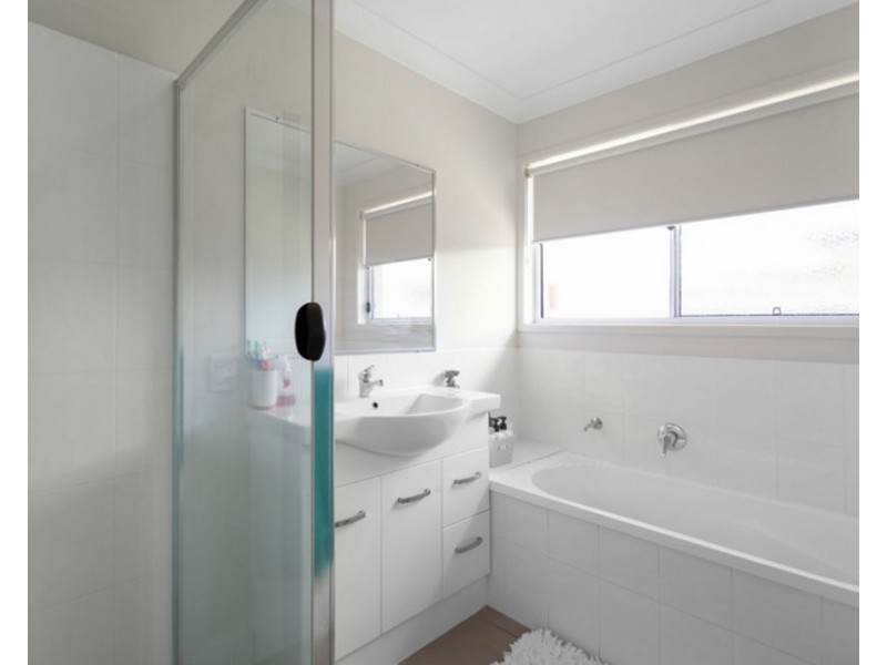 7 Balzan Drive, Rural View QLD 4740