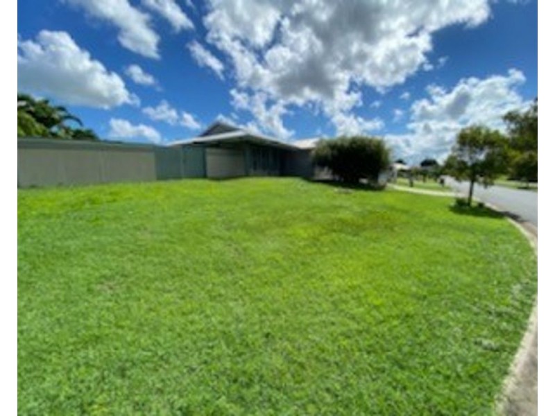 7 Balzan Drive, Rural View QLD 4740
