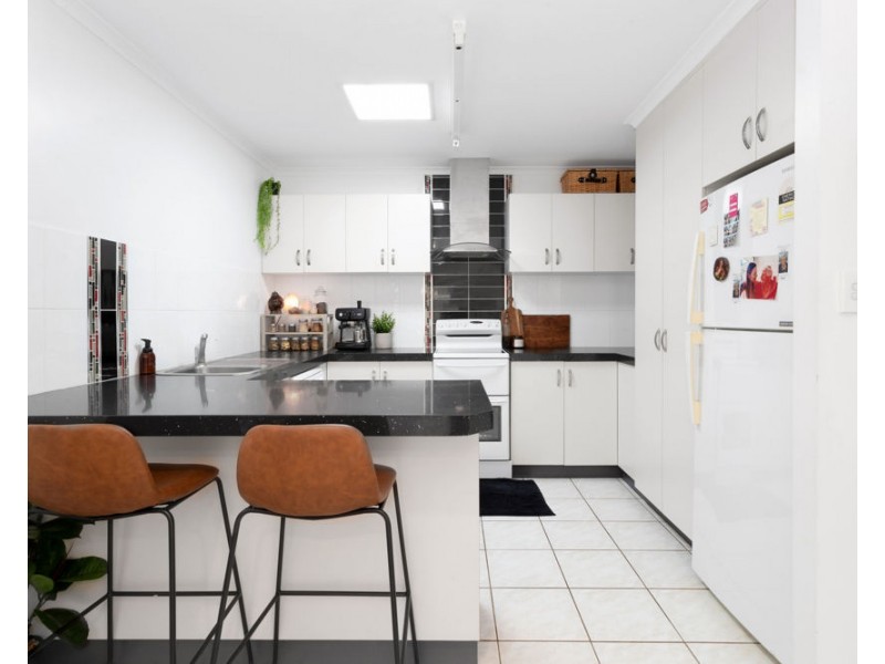 1/6 Homestead Bay Avenue, Bucasia QLD 4750