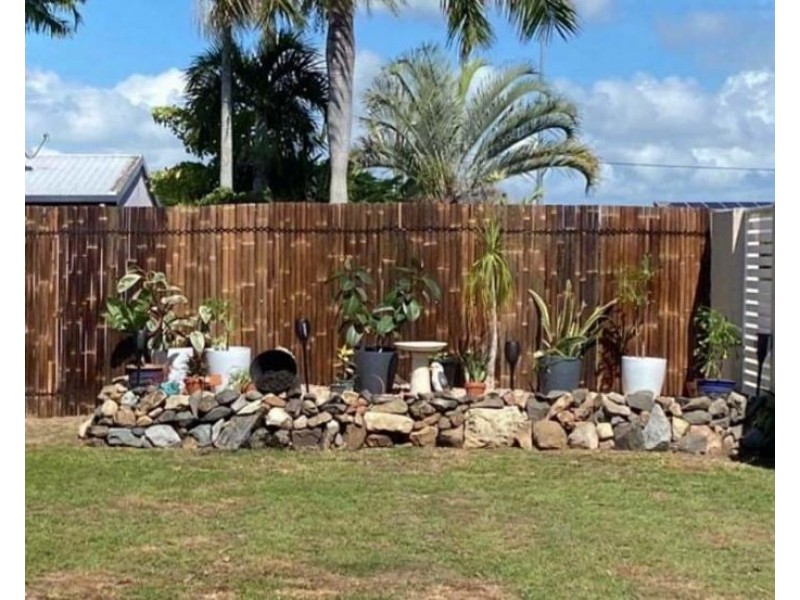 1/6 Homestead Bay Avenue, Bucasia QLD 4750