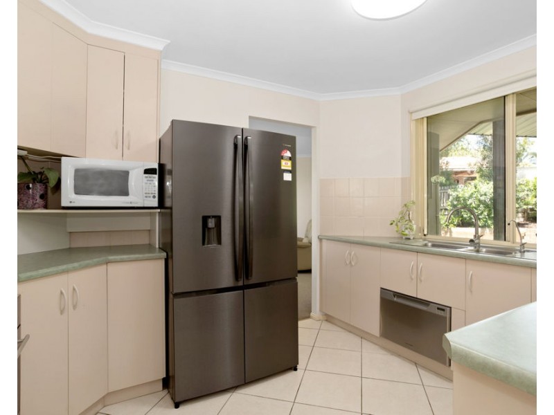 11 Driftwood Court, Rural View QLD 4740