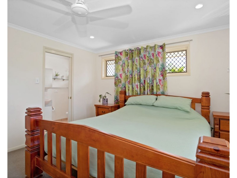 11 Driftwood Court, Rural View QLD 4740