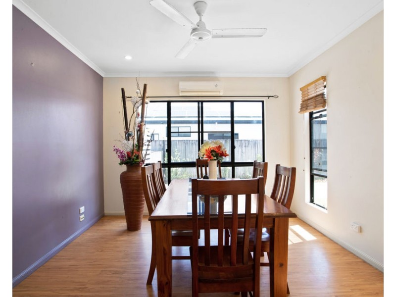 8 Hossack Court, Glenella QLD 4740