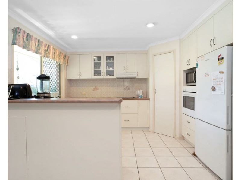 6 Kentia Court, North Mackay QLD 4740