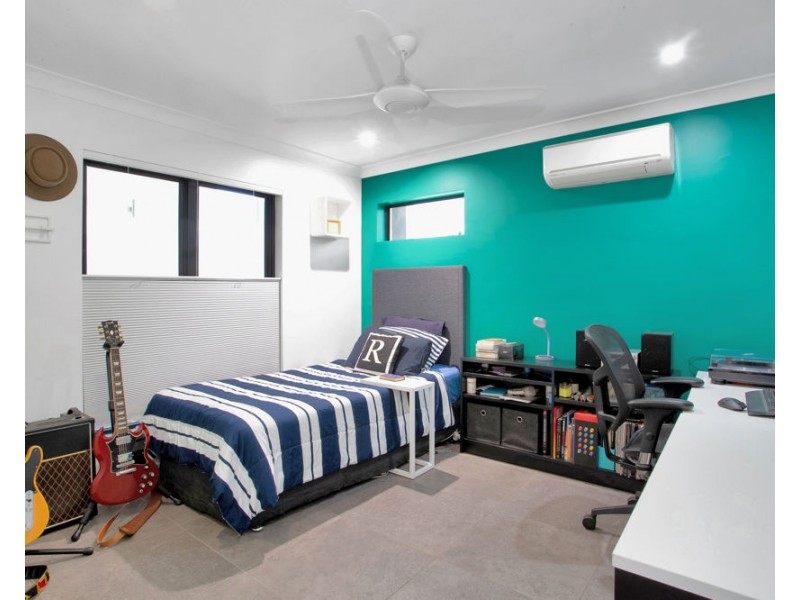 33 Mercy Drive, North Mackay QLD 4740