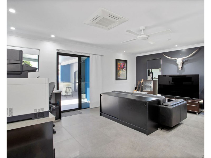 33 Mercy Drive, North Mackay QLD 4740